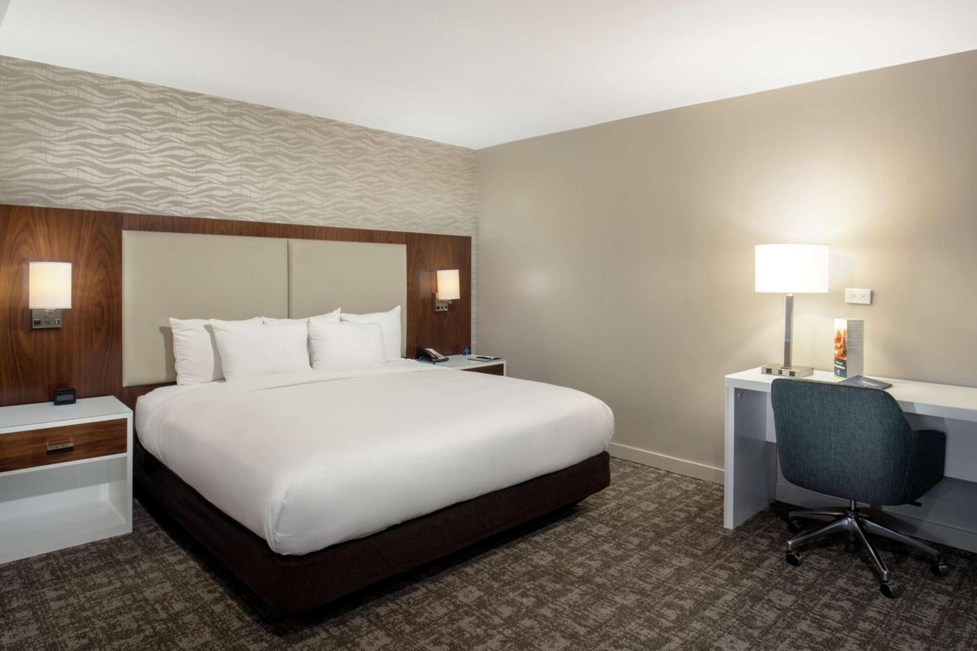 Doubletree By Hilton Monrovia - Pasadena Area Hotel Bagian luar foto