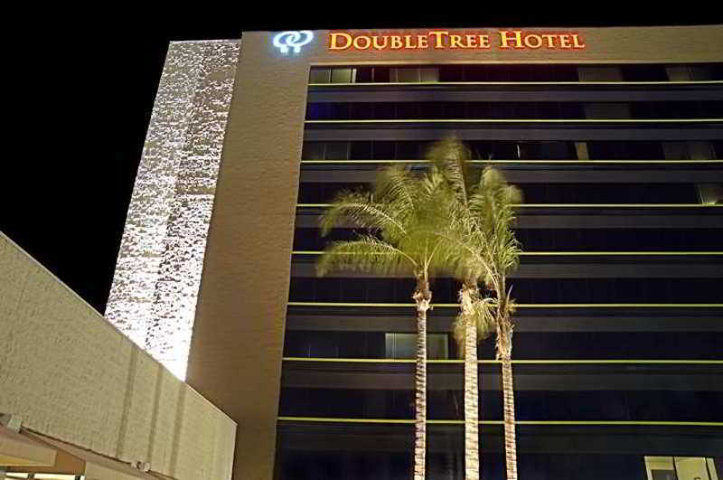 Doubletree By Hilton Monrovia - Pasadena Area Hotel Bagian luar foto